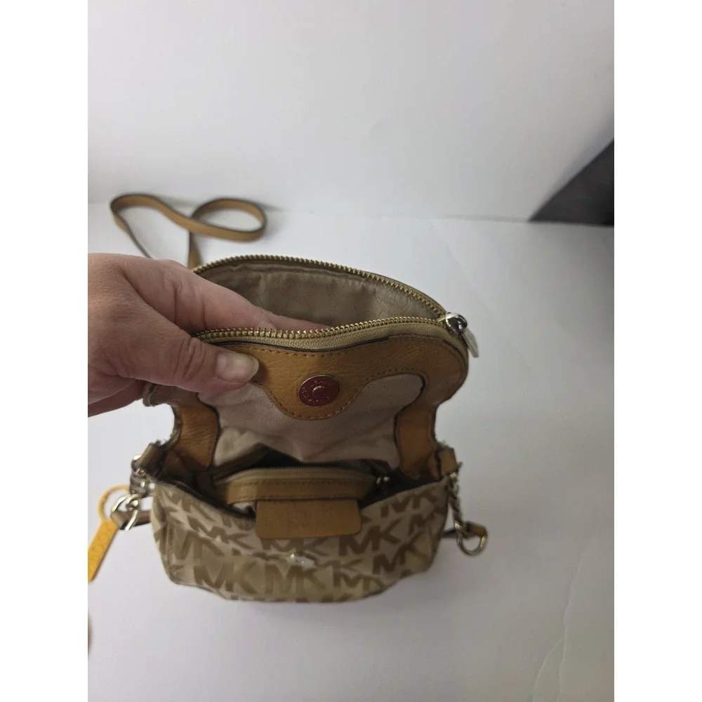 MICHAEL KORS Brown, Beige Crossbody Bag - Picture 11 of 14